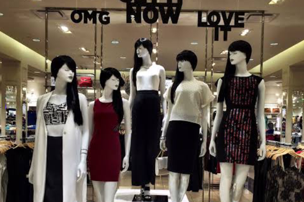 An Image Showing The Example of Retail Visual Merchandising